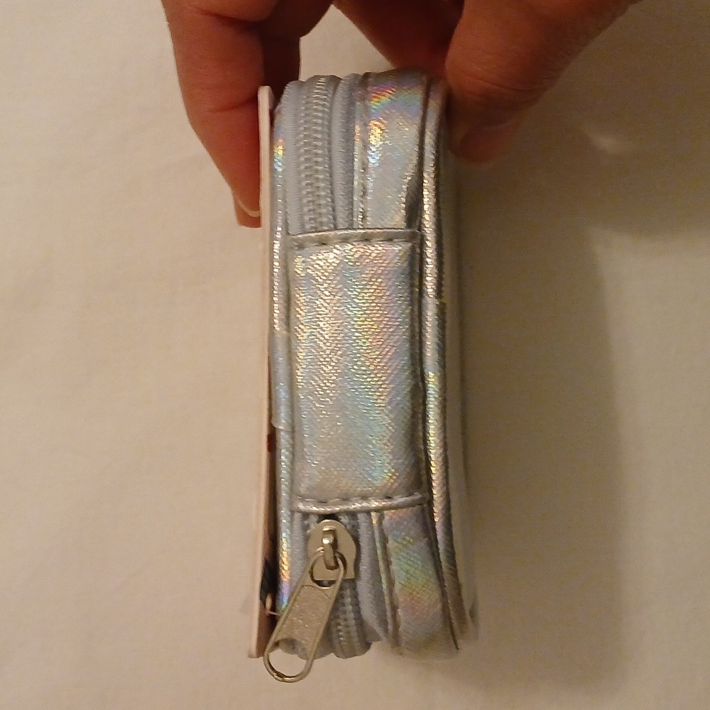 Pill case - Picture 7 of 8